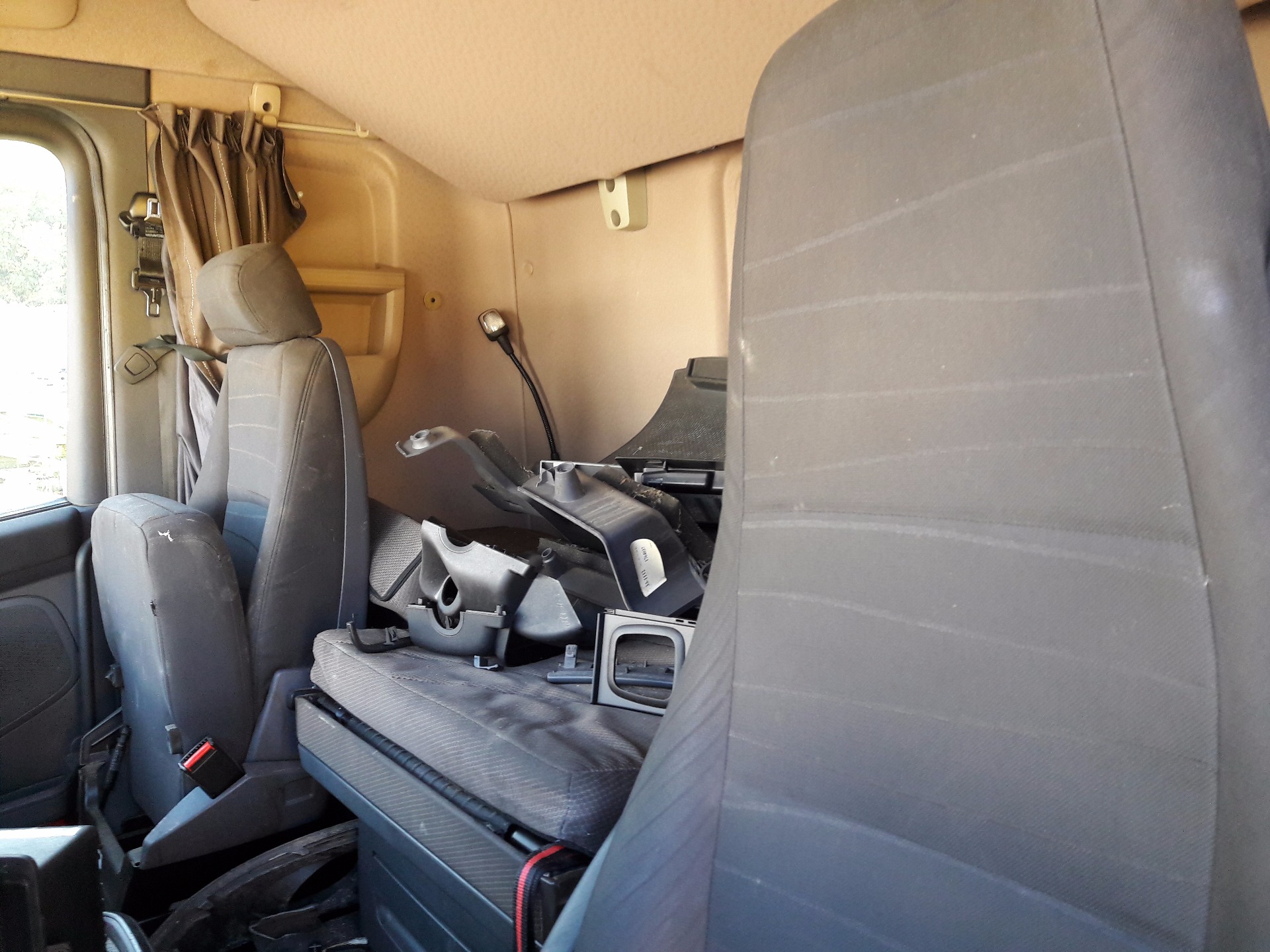 cikk 0010 TruckTrailer & Parts